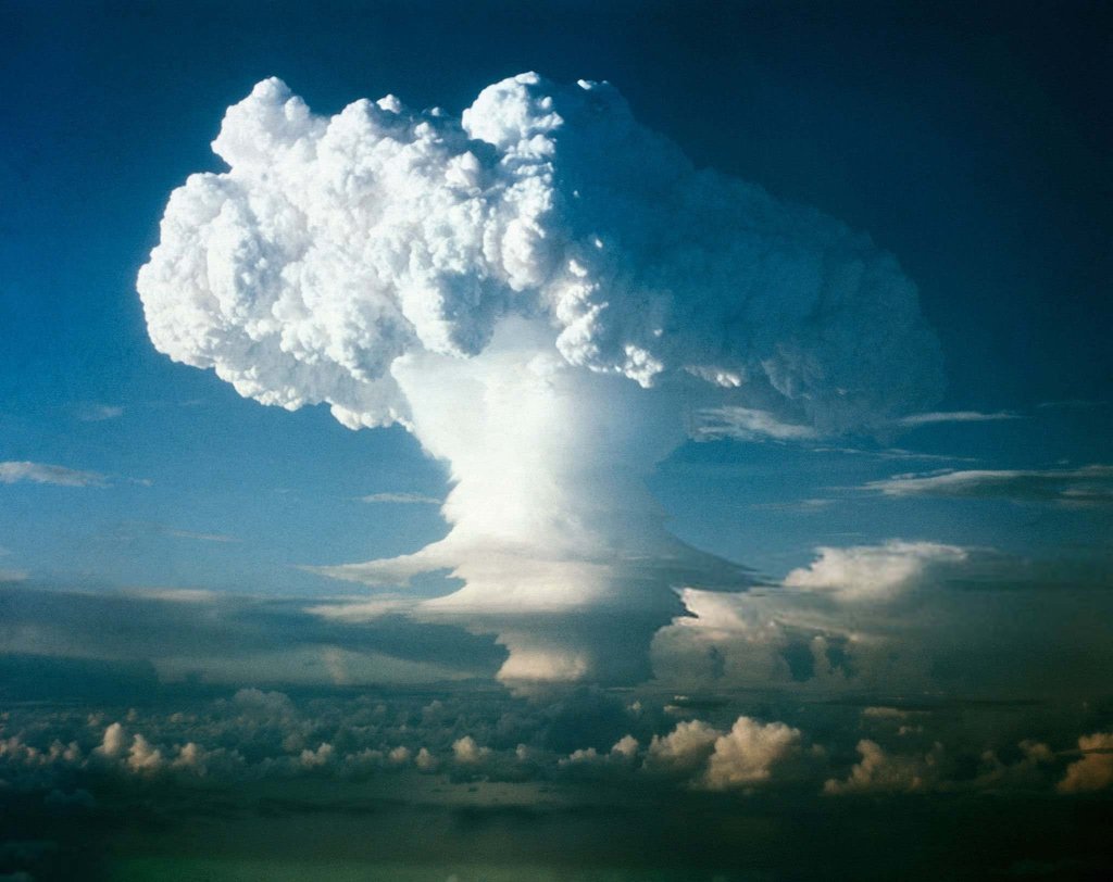 A-Bomb 1952_11_1 (13).jpg