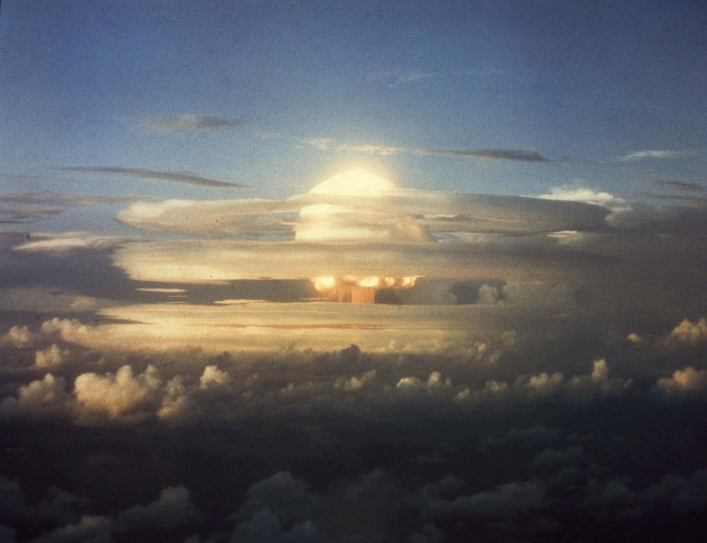 A-Bomb 1952_11_1 (19).jpg