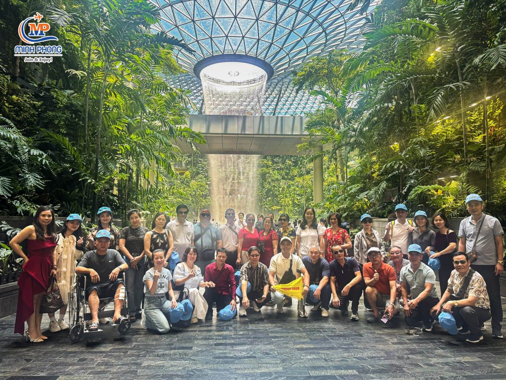 z6548831233104_e5797ff48e7050efdff834e4e5b71e38.jpg