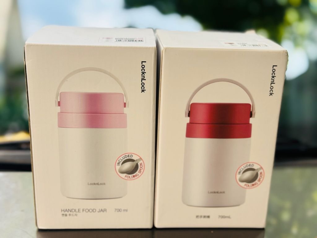Hộp ủ cháo giữ nhiệt mang đi có quai xách 700ml LocknLock LHC80423.jpg