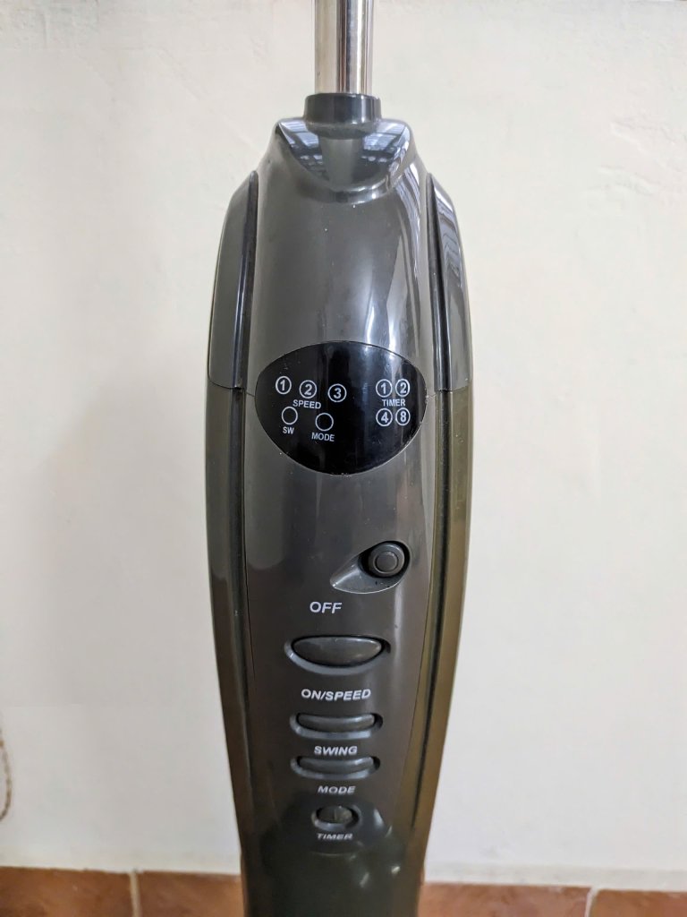 Quạt đứng Sanyo_02.jpg