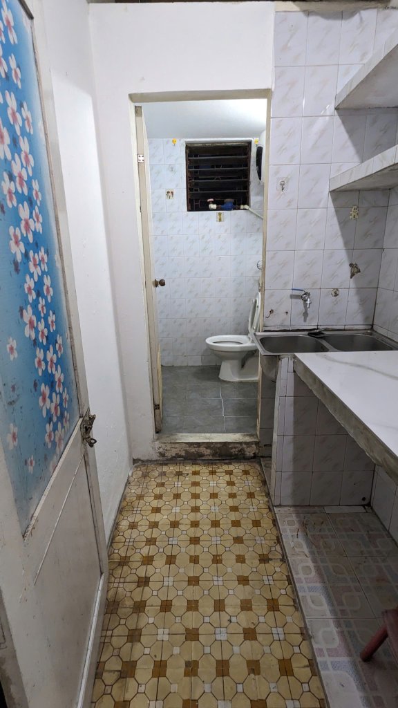 Ba ngoai 4.jpg