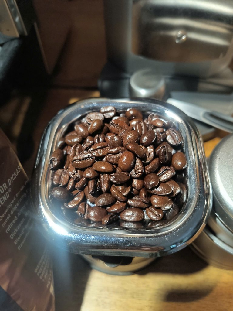 z6806095330105_1d0c435cefdea48877c27dc26e534b8f.jpg