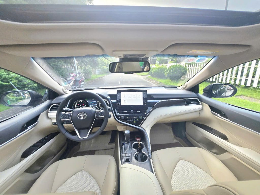 Camry1.jpg