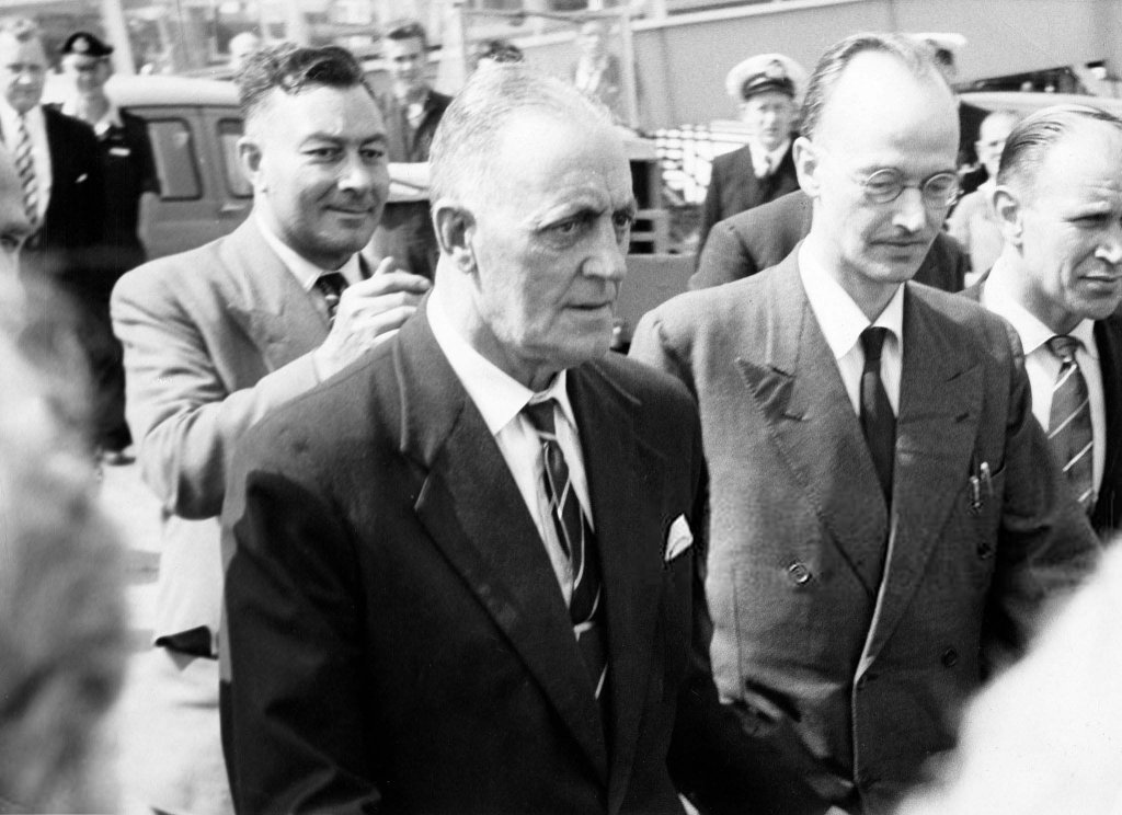 Klaus Fuchs (18).jpg