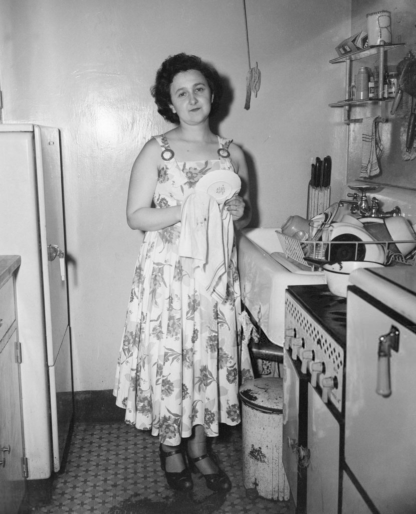 Rosenberg's 1950_7_18 (4).jpg