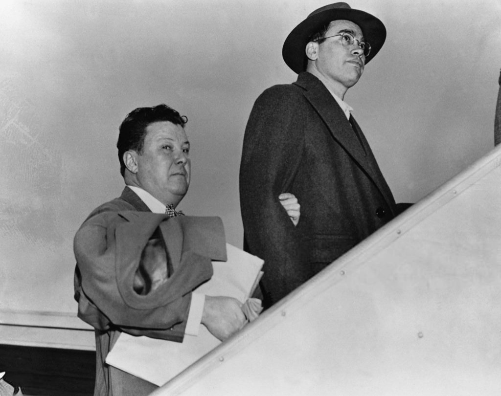 Rosenberg's 1952_12_2 (1).jpg