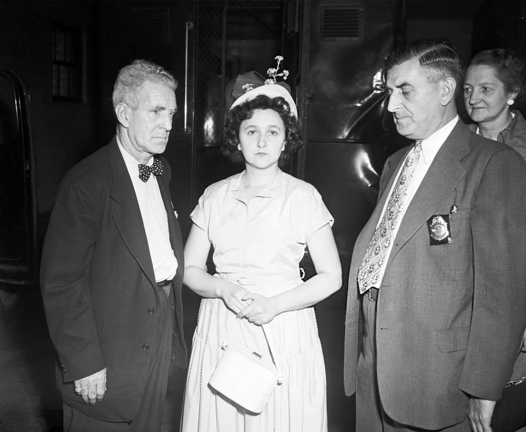 Rosenberg's 1950_8_23 (6).jpg