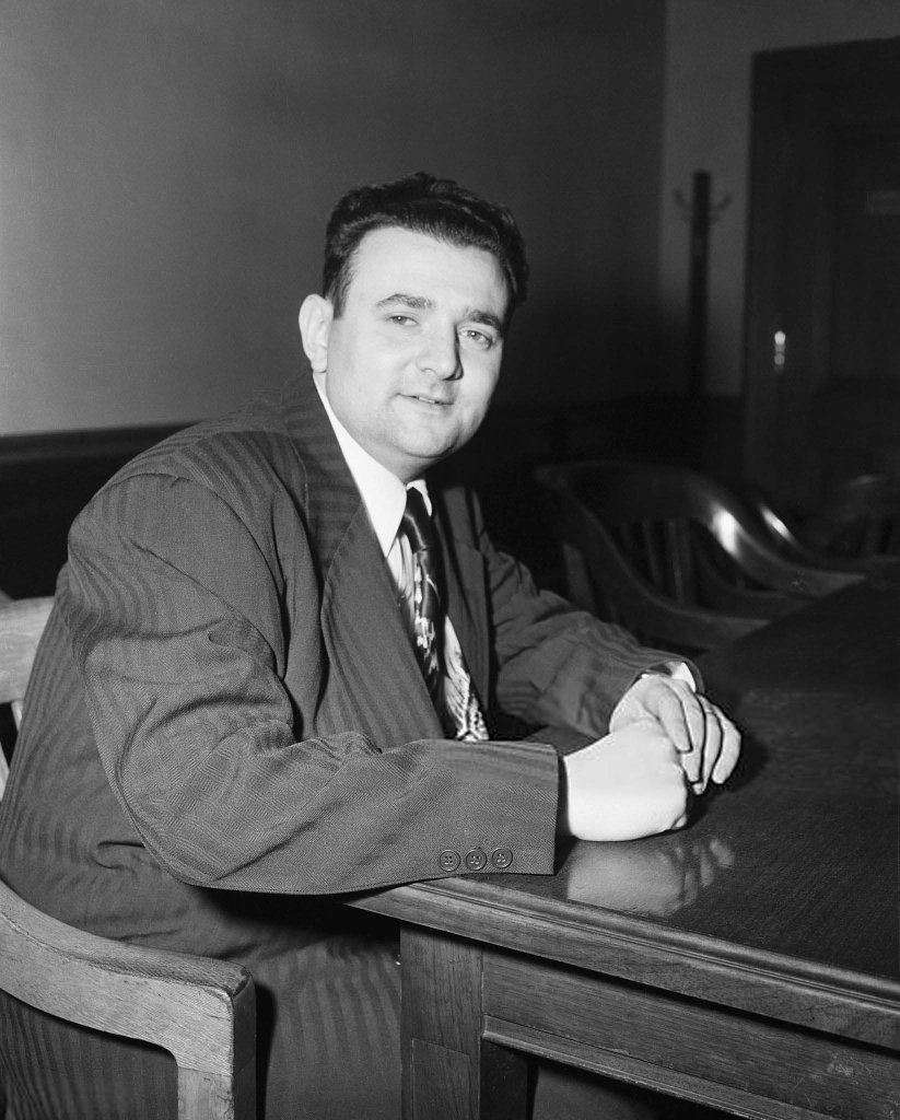 Rosenberg's 1951_3_9 (1).jpg