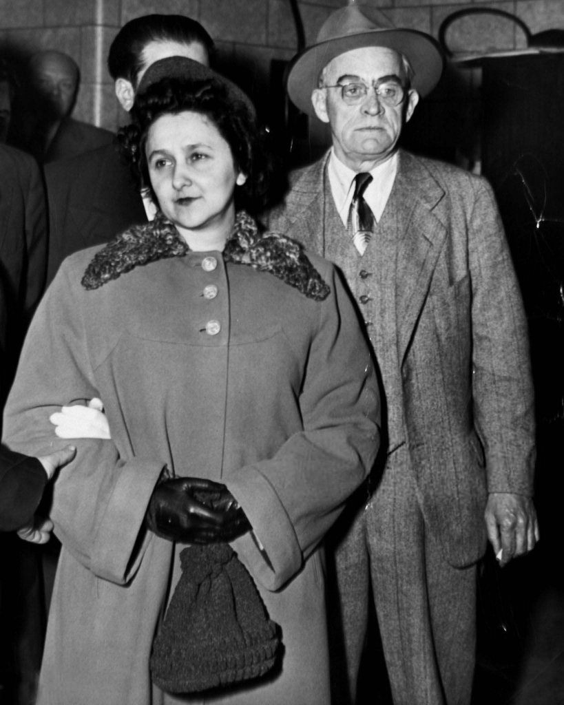 Rosenberg's 1951_4_6 (8).jpg