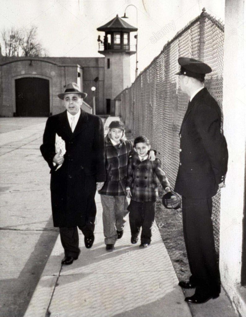 Rosenberg's 1953_2_14 (1).jpg