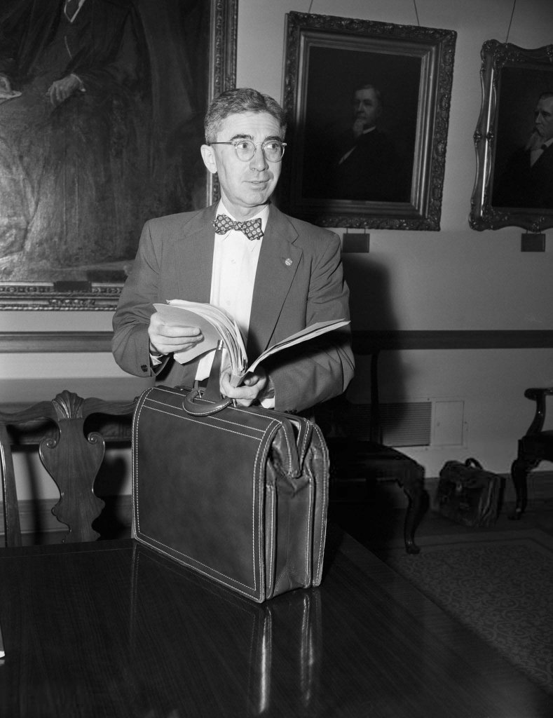 Rosenberg's 1953_6_18 (3).jpg
