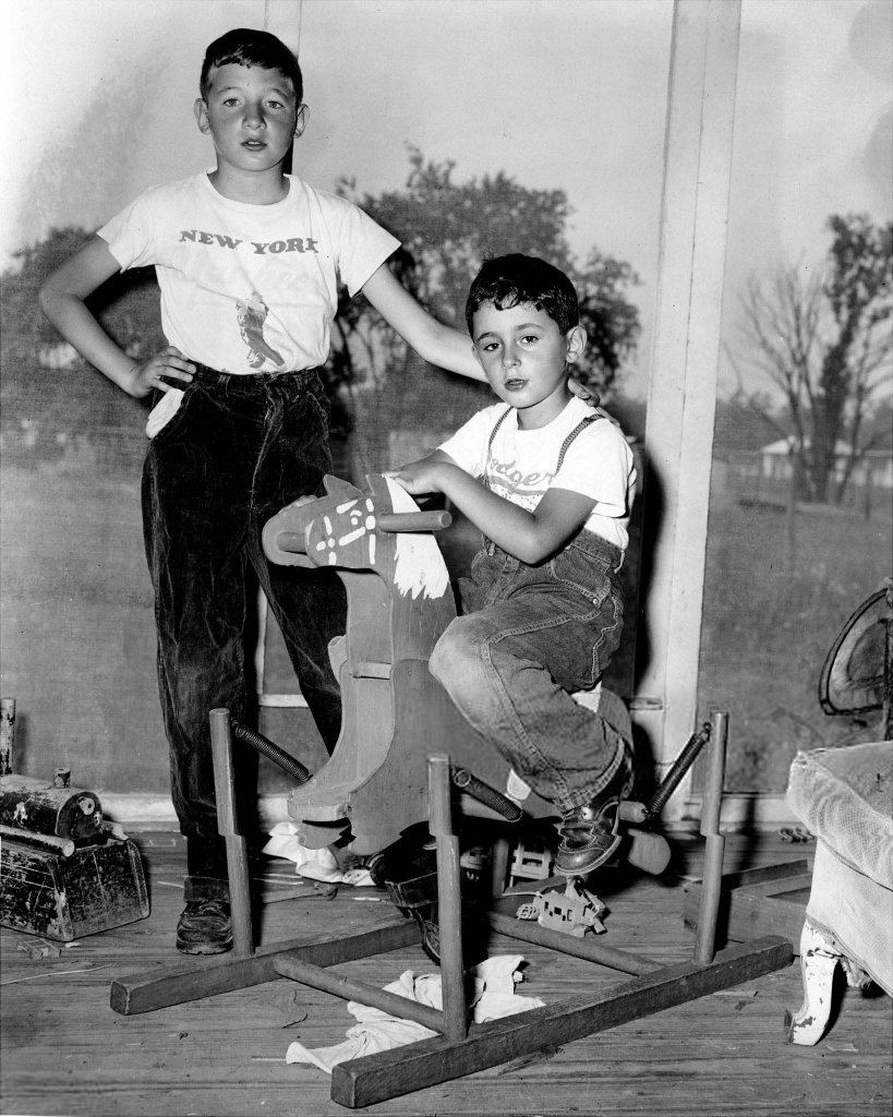 Rosenberg's 1953_6_19 (12).jpg