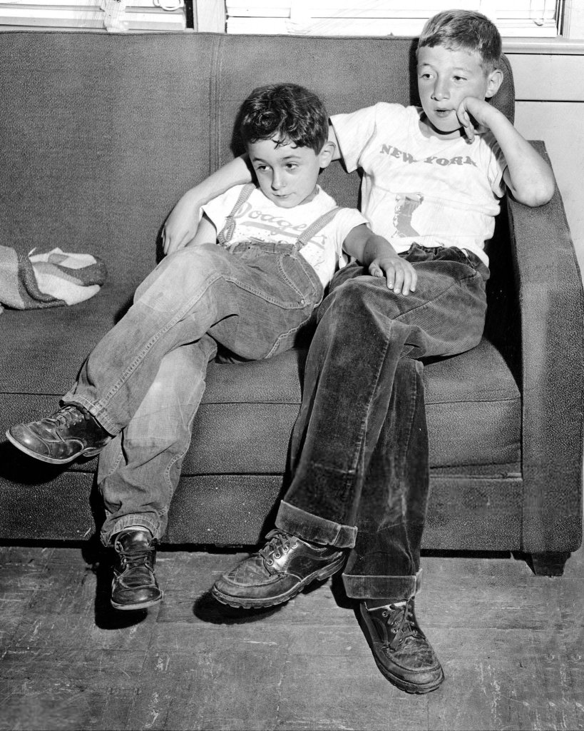 Rosenberg's 1953_6_19 (14).jpg