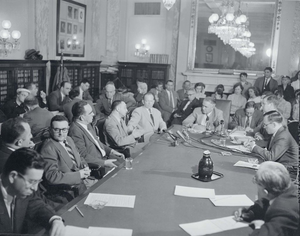 Rosenberg's 1956_4_26 (3).jpg