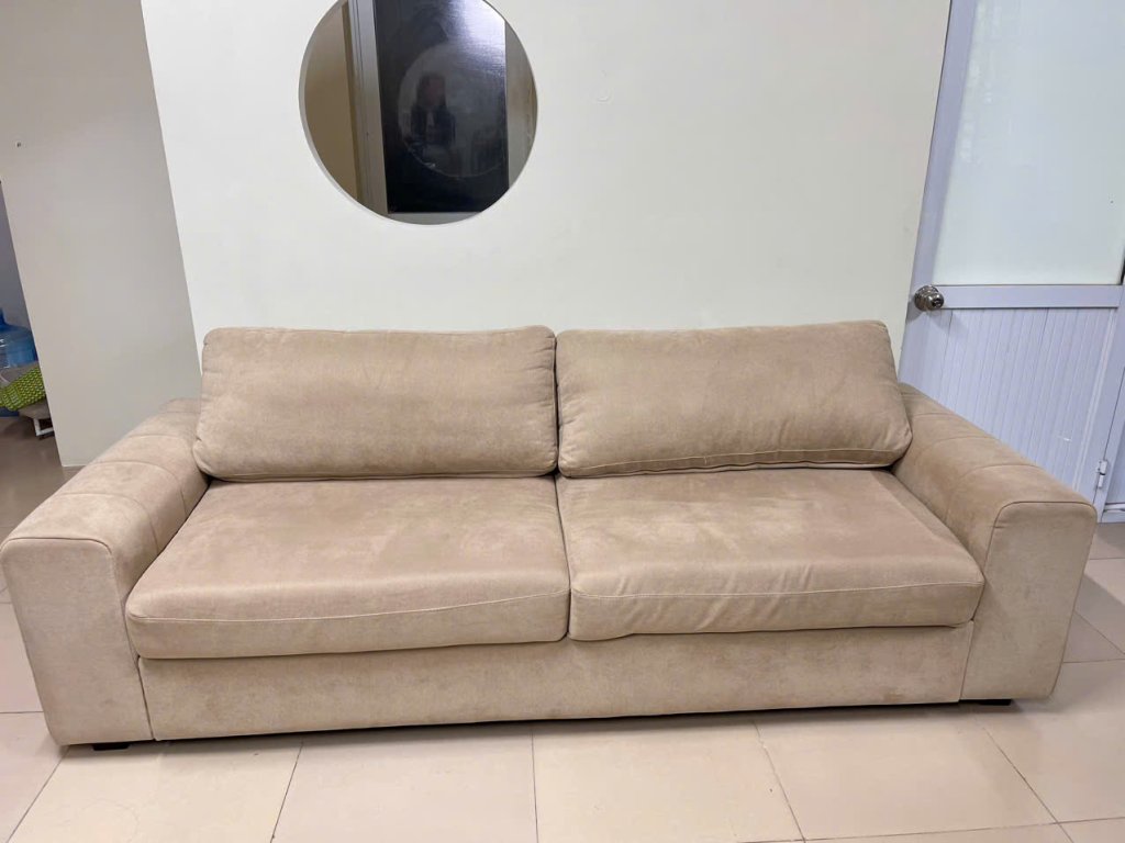 sofa.jpg