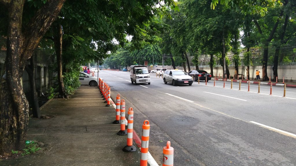 Phố 2.jpg