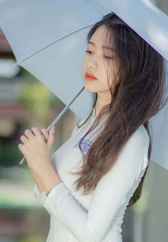 lai-xuat-hien-thien-than-ao-dai-trang-khien-dan-mang-ngan-ngodocx-1585990583311.jpeg
