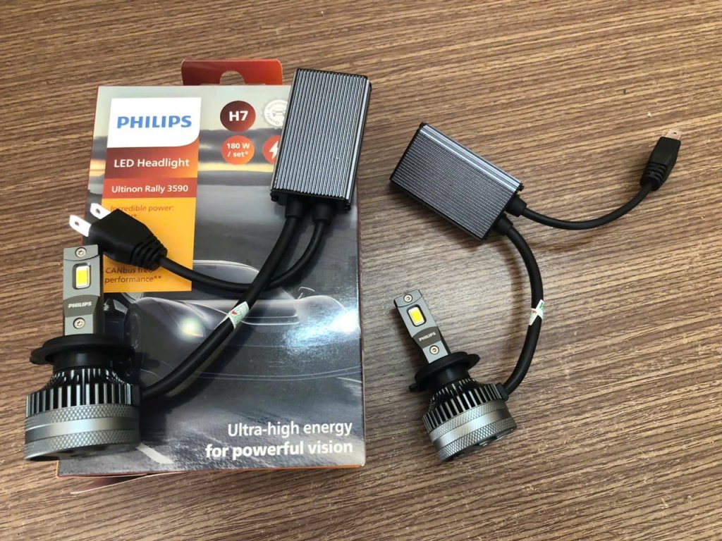 bóng led h7 philips 3590.jpg