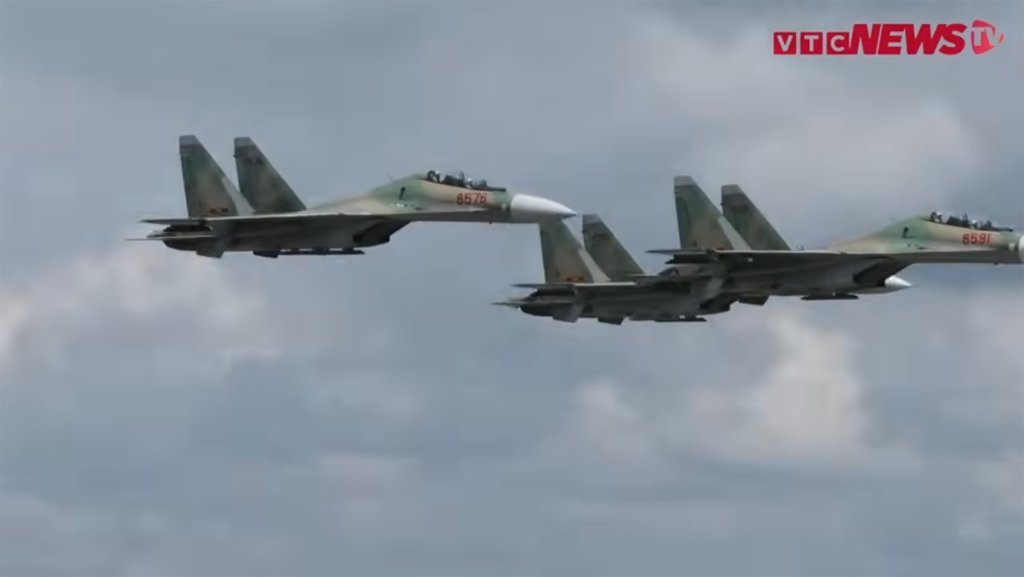 su30_3b.jpg