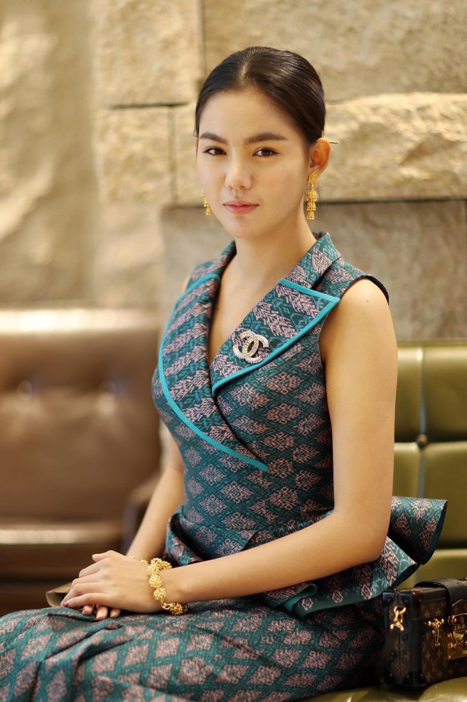 562009ac05b4e2eabba5.jpg