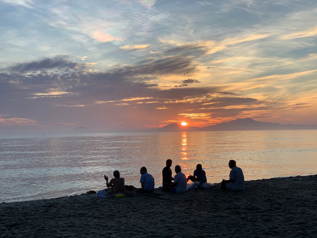 beach1.jpg