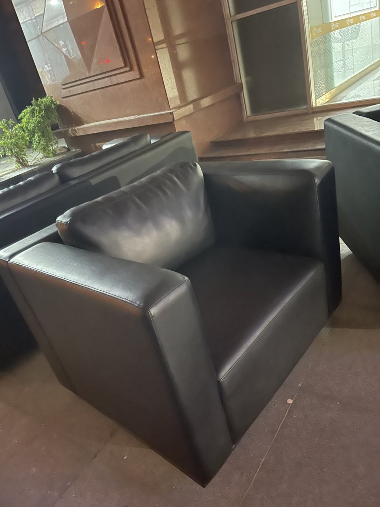 DE7504F2-A982-4E7F-8D48-C560E5F5517A.jpeg