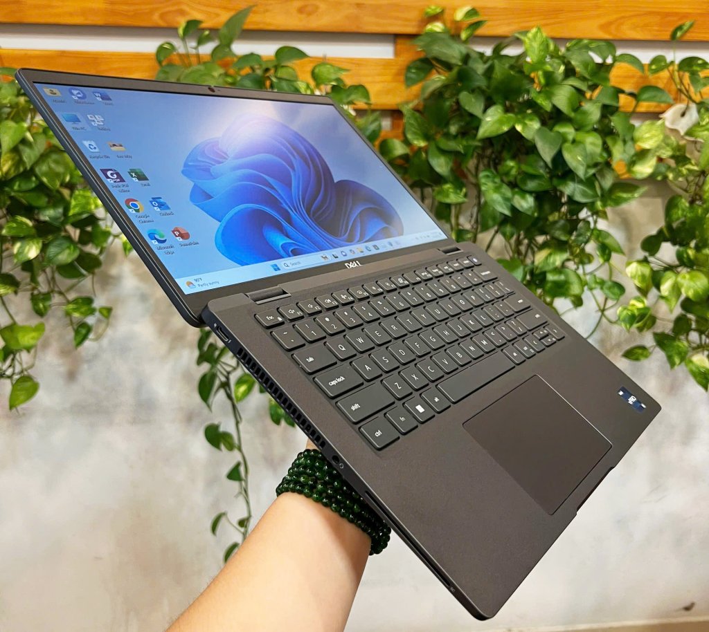 Dell Latitude 7430 i5.jpg