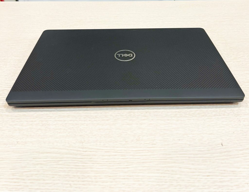 Dell Latitude 7430 2-in-1.jpg