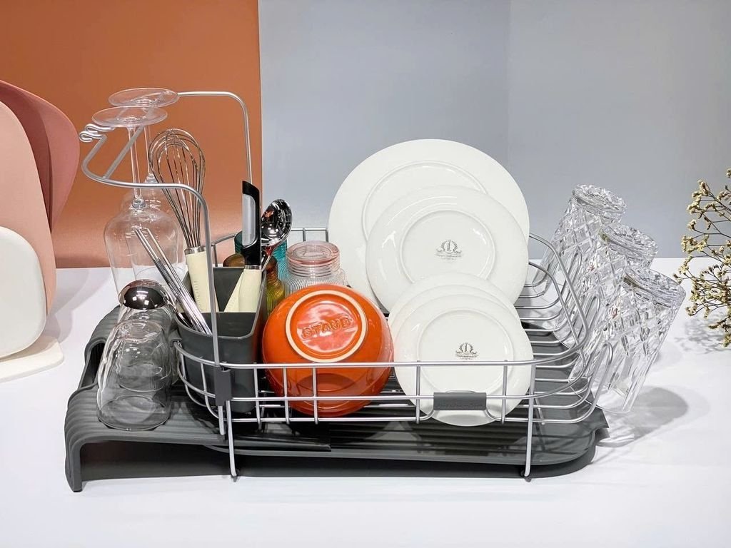 Kệ úp cốc chén bát bằng thép không gỉ có thể mở rộng KitchenAid KE894BXCG12.jpg