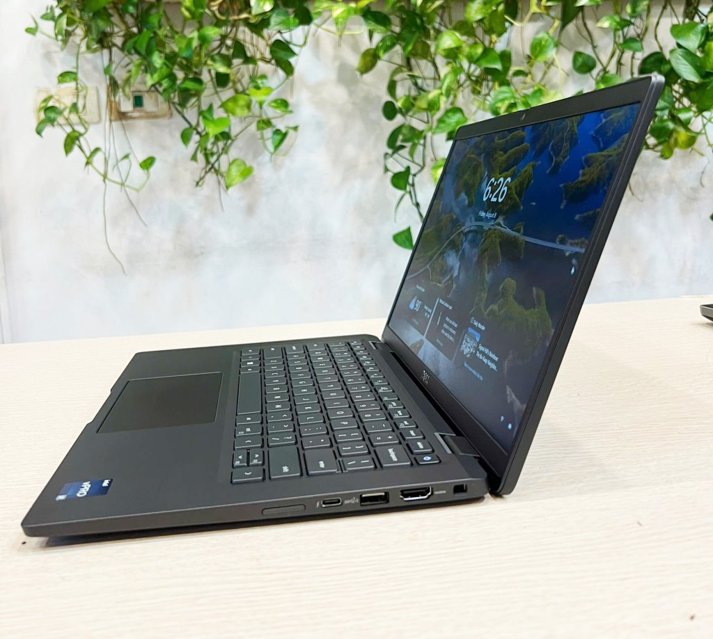 Dell Latitude 7430 i7 12th Gen.jpg