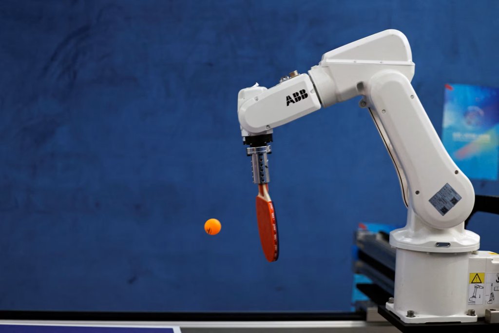 Robot 2025_8_17 (10).jpg