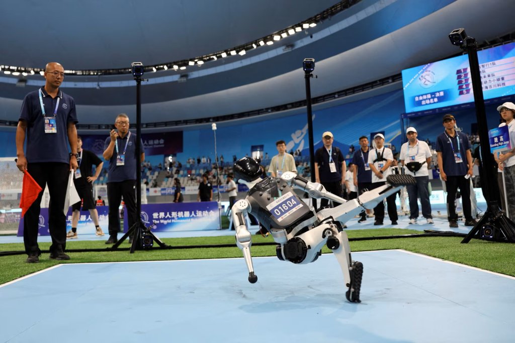 Robot 2025_8_17 (15).jpg