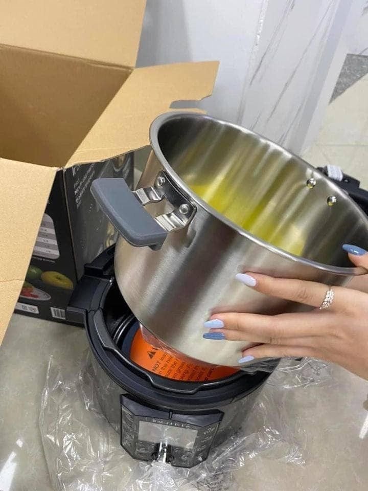 Nồi áp suất điện đa năng 5.7L Instant Pot Pro 10in17.jpg
