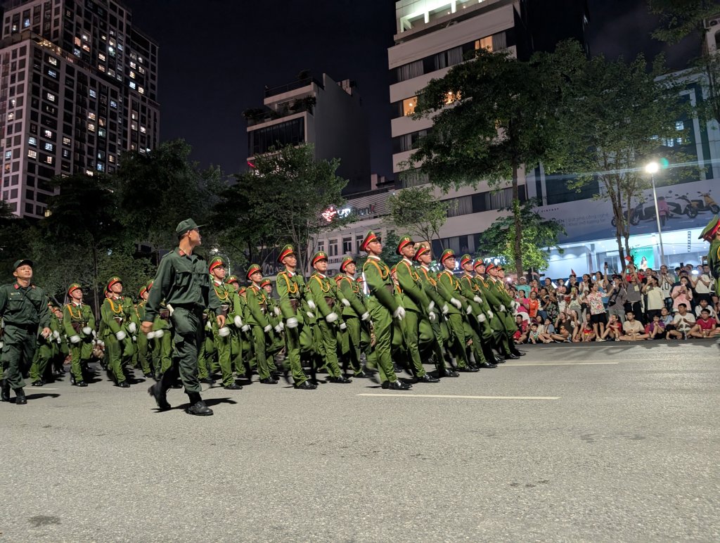 984.jpg