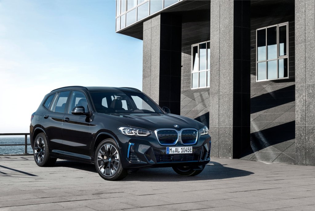 BMW 1.jpg