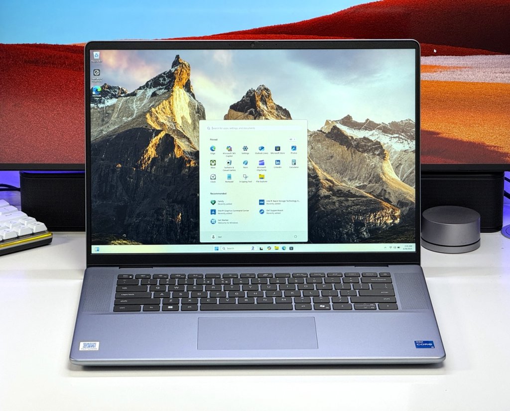 Dell Inspiron 7640 Plus 1.jpg