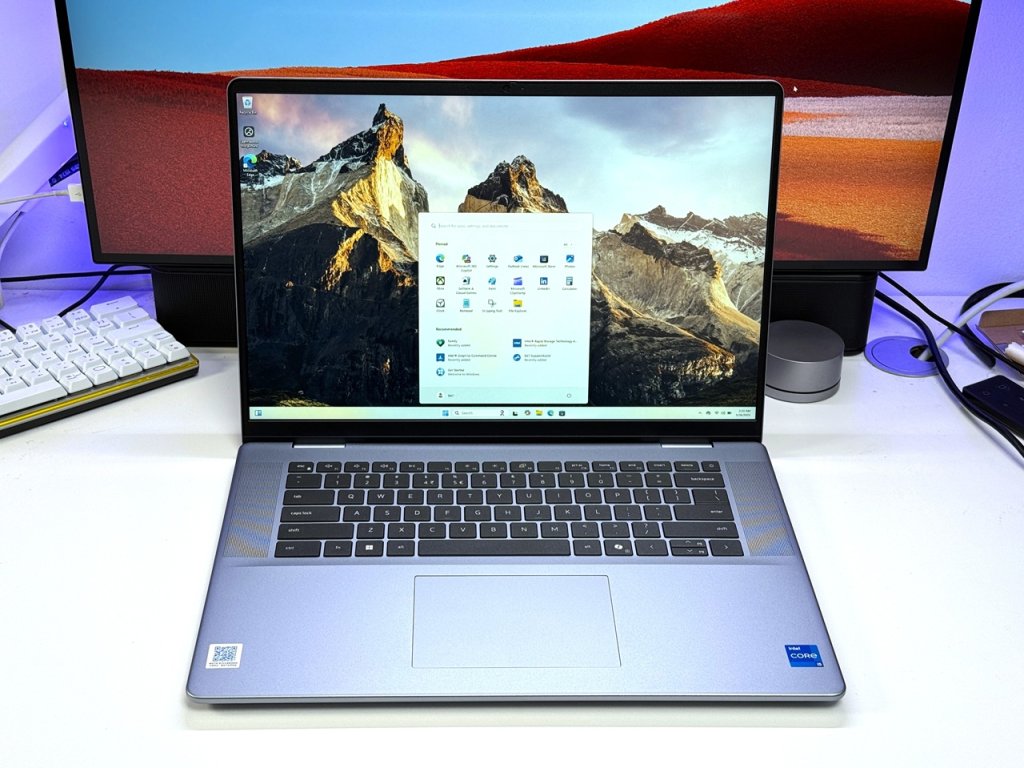 Dell Inspiron 7640 Plus.jpg