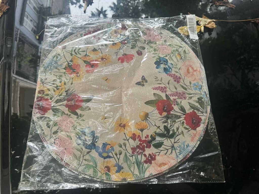 Bộ 6 tấm lót bàn ăn hình tròn 38cm hoạ tiết hoa Keva2.jpeg