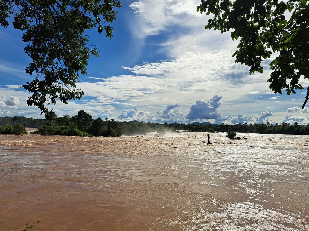 z7017867654972_47a415295491837f054e79e44dbbd250.jpg