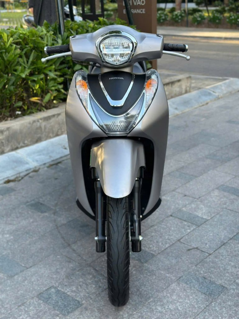 z7023558004980_b62caa66af768e1ecf9ccc7e4ca010ce.jpg