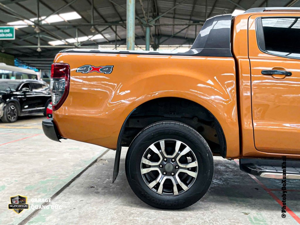 FORD RANGER MÀU CAM - TAI NẠN ĐẦU ĐUÔI, BUNG TÚI KHÍ quangducauto khaiphuchoi (59).jpg