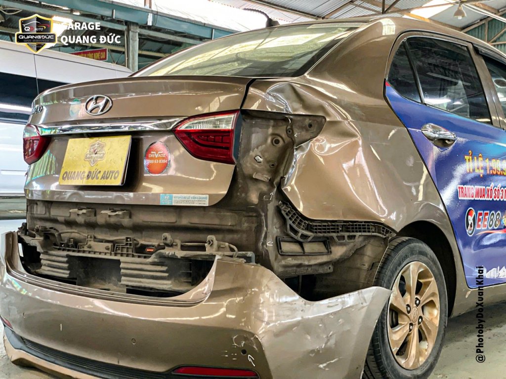 HYUNDAI  I10 - TAI NẠN RÁCH HAI CỬA BÊN LÁI, HÔNG, TAI LÁI quangduc khaiphuchoi (2).jpg