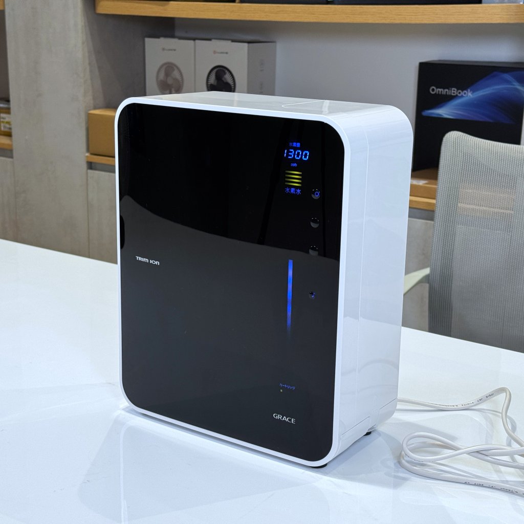 Trim ion Grace 2.jpg