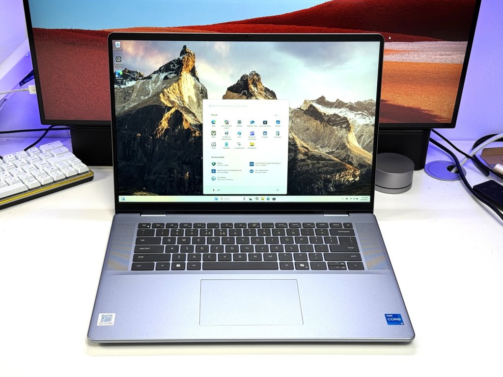 Dell Inspiron 7640 Plus 6.jpg