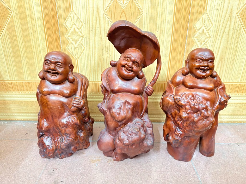 z7049525981529_679d9f826a5c384c626f4473b23144a4.jpg
