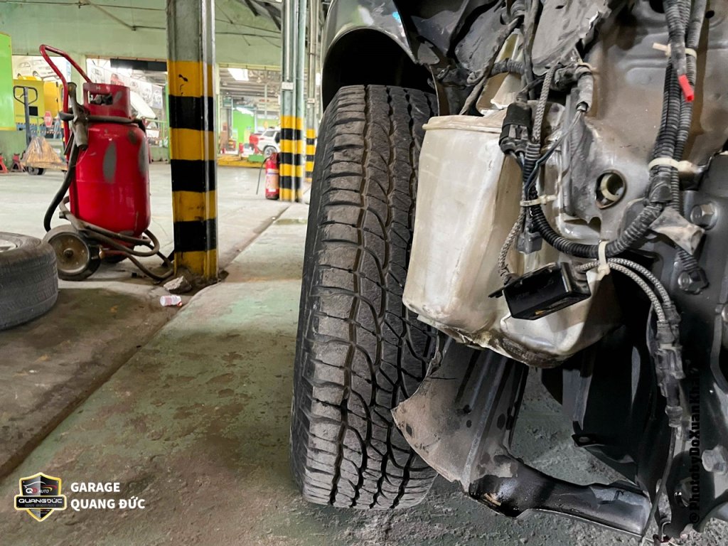 FORD ESCAPE XAM - TAI NAN BEN PHU quangduc khaiphuchoi (53).jpg