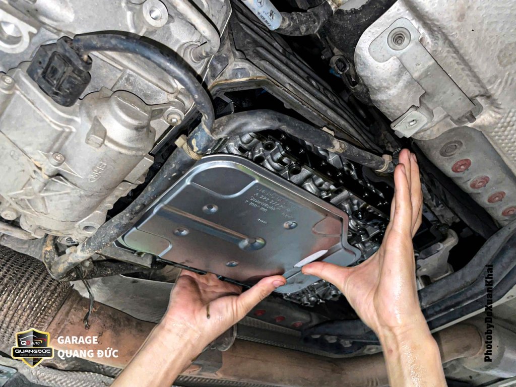 MERCEDES C300 - BẢO DƯỠNG ĐỊNH KỲ quangduc khaiphuchoi (29).jpg