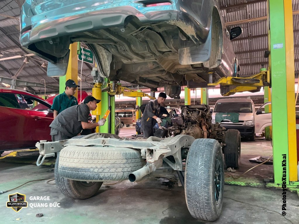 TOYOTA FORTUNER BẠC - XỬ LÝ MỌT GẦM quangducauto khaiphuchoi (16).jpg