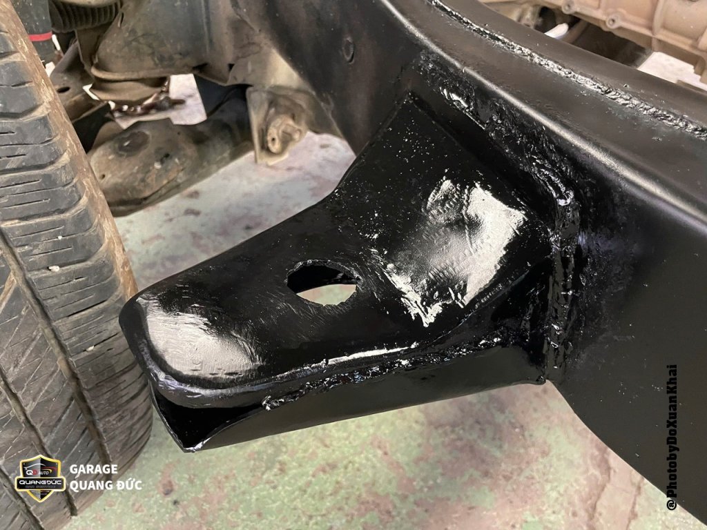 TOYOTA FORTUNER BẠC - XỬ LÝ MỌT GẦM quangducauto khaiphuchoi (4).jpg